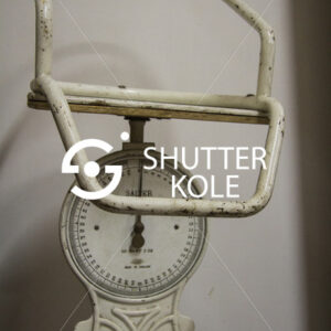 scales - ShutterKole